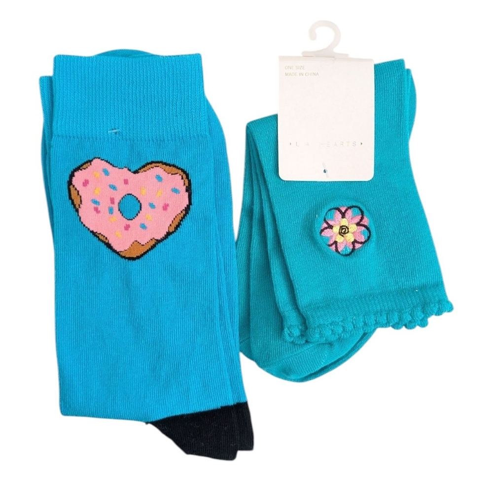 H&M Turquoise Doughnut Heart | Pacsun Swirly Flower Sock Bundle